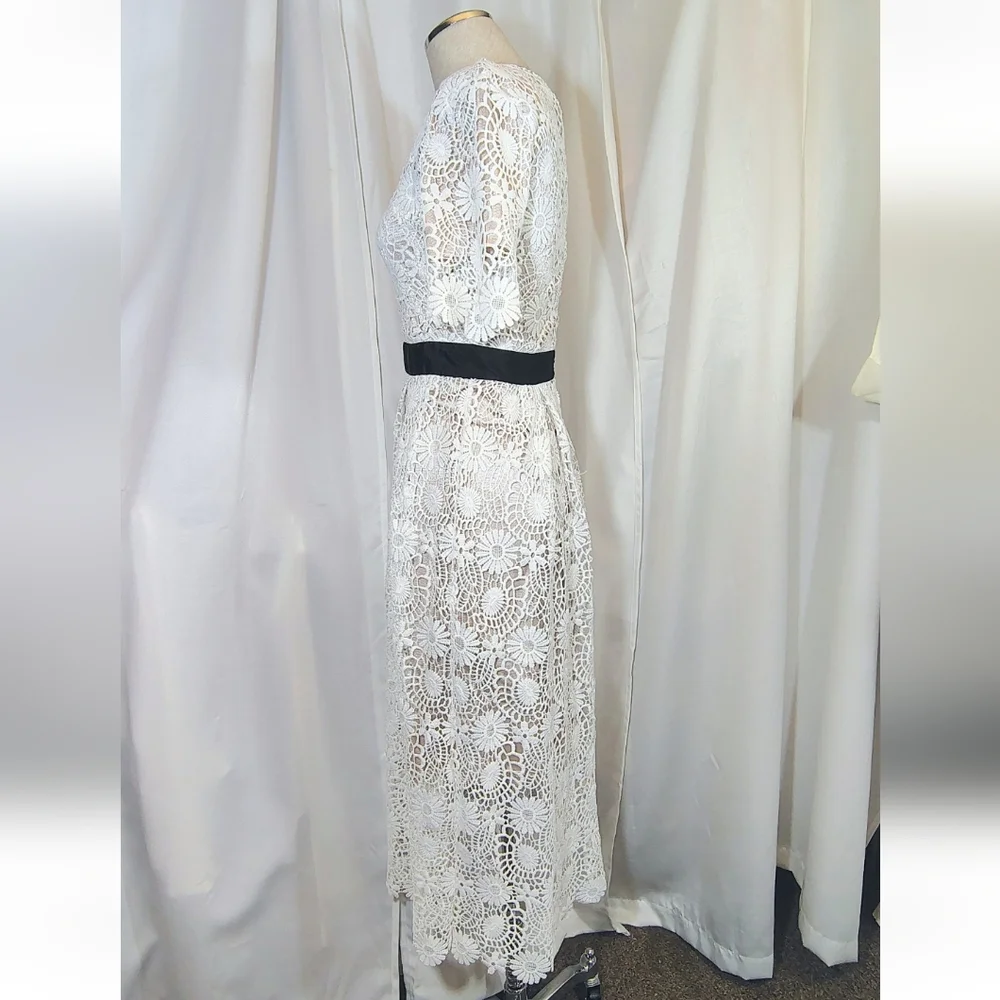 Lady Sharpely Maxi Dress, Vintage,White Lace Beige Lining, ZipUp, Short Sleeve,2 - Picture 5 of 14